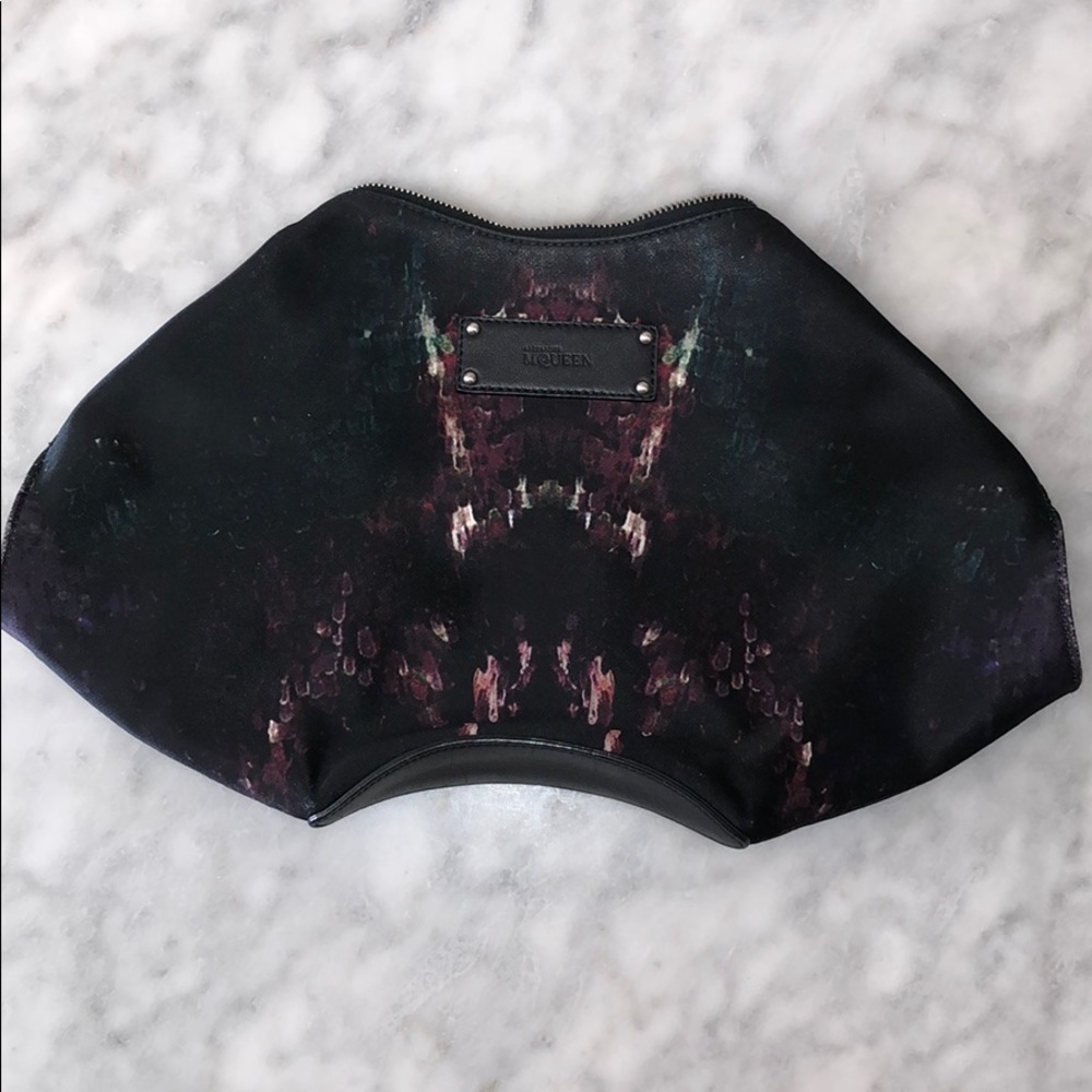 Alexander Mcqueen snakeprint clutch